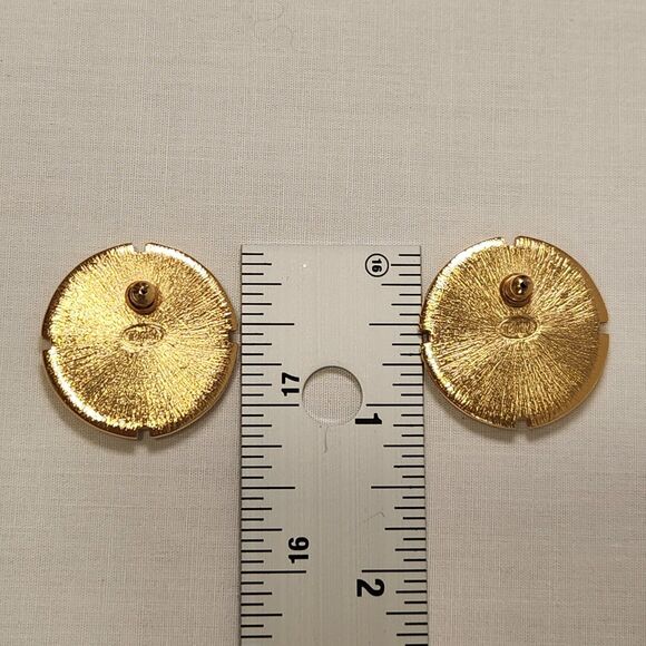 Trifari Pierced Earrings Blush Pink Peach Round Flat Cabochon Vintage‎ 1.25" - Picture 3 of 5